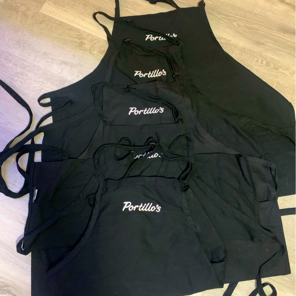 5 Lightly Used Portillo’s Aprons